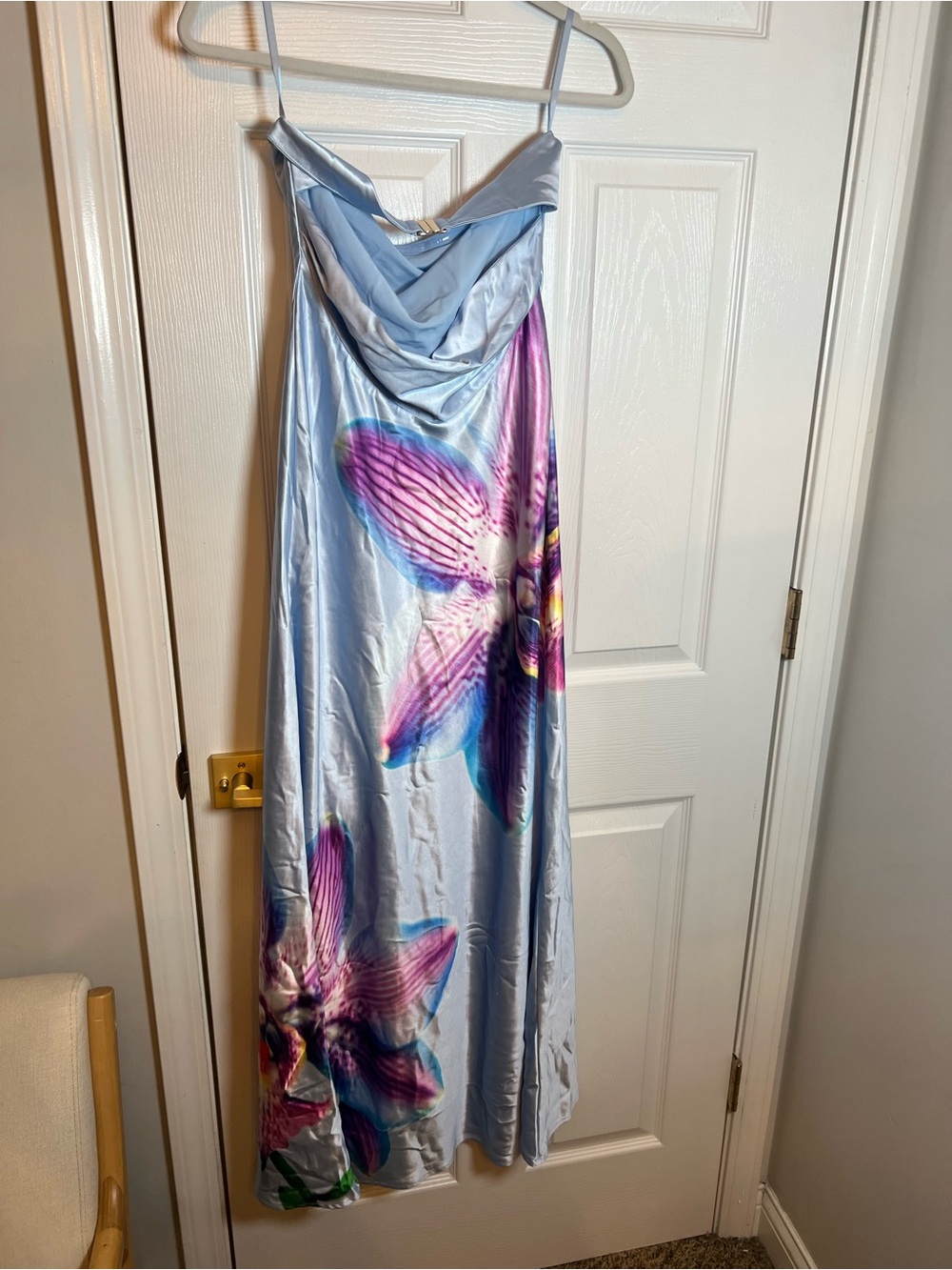 Runaway The Label Celeste Maxi Dress in Orchid Blue - Picture 6 of 7